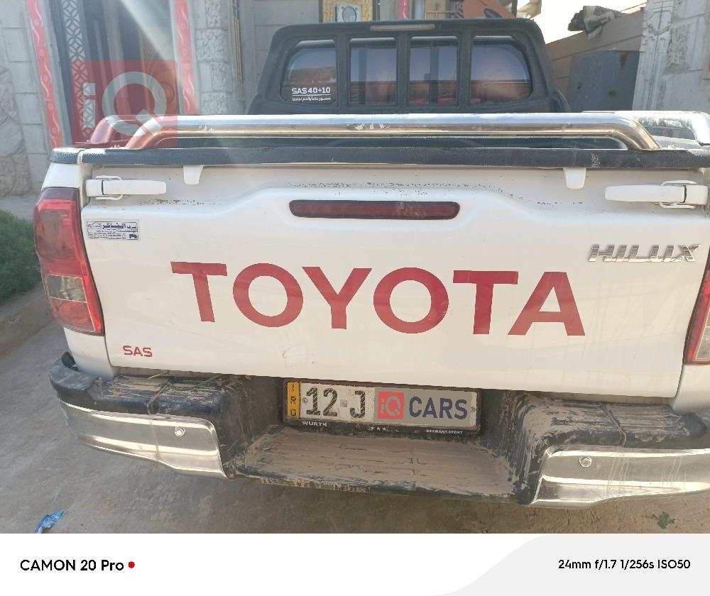 تۆیۆتا هایلۆکس